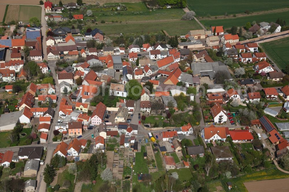 Gau-Odernheim / Gau-Köngernheim from the bird's eye view: Local view of Gau-Köngernheim, a district of Gau-Odernheim in Rhineland-Palatinate