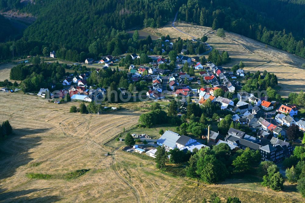 Aerial photograph Gehlberg - Town View of the streets and houses of the residential areas in Gehlberg at Thüringer Wald in the state Thuringia, Germany