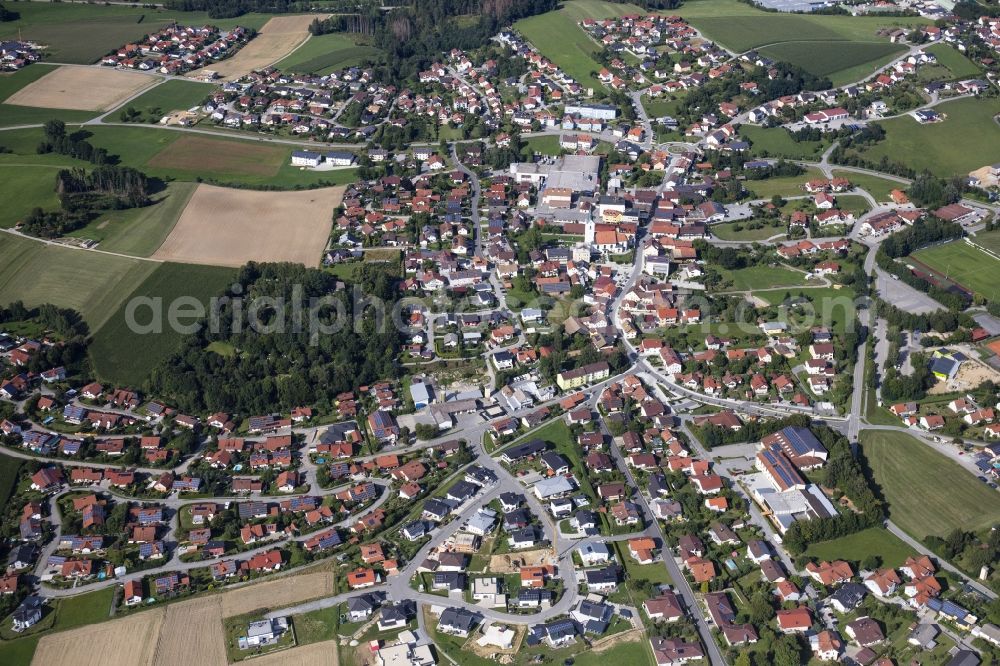 Aerial photograph Hutthurm - Town View of the streets and houses of the residential areas in Hutthurm in the state Bavaria, Germany