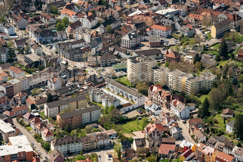 Aerial photograph Lahr/Schwarzwald - Town View of the streets and houses of the residential areas in Lahr/Schwarzwald in the state Baden-Wuerttemberg, Germany