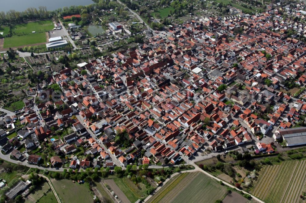 Aerial photograph Gimbsheim - Townscape of Gimbsheim in Rhineland-Palatinate