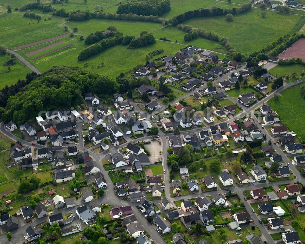 Girkenroth from the bird's eye view: Town View of the streets and houses of the residential areas in Girkenroth in the state Rhineland-Palatinate