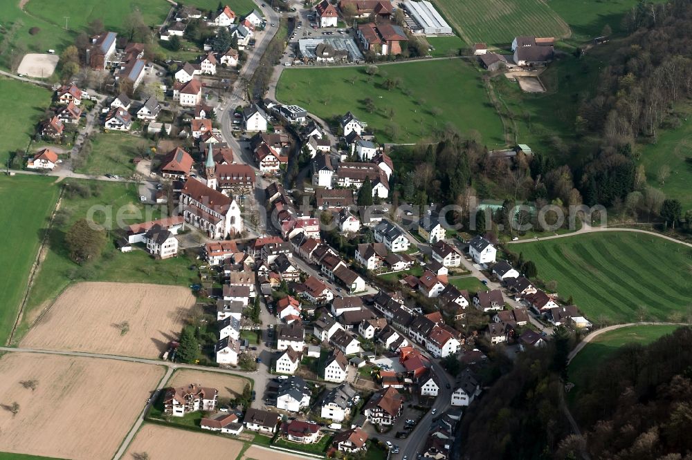 Glottertal from the bird's eye view: Town View of the streets and houses of the residential areas in Glottertal in the state Baden-Wuerttemberg, Germany