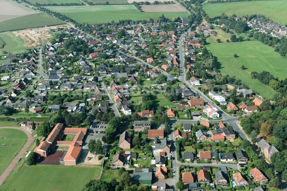 Gülzow from above - Town View of the streets and houses of the residential areas in Guelzow in the state Schleswig-Holstein