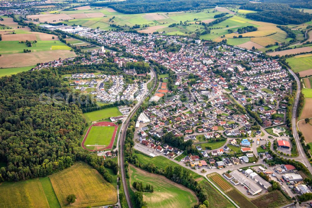 Aerial image Gondelsheim - Town View of the streets and houses of the residential areas in Gondelsheim in the state Baden-Wuerttemberg, Germany