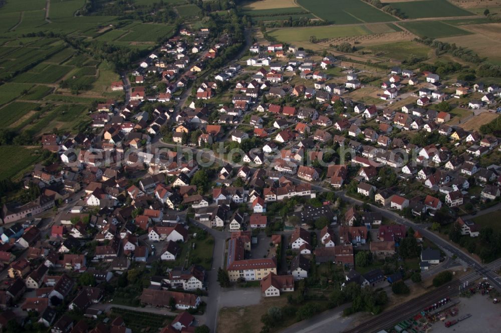 Aerial image Gottenheim - Town View of the streets and houses of the residential areas in Gottenheim in the state Baden-Wuerttemberg, Germany