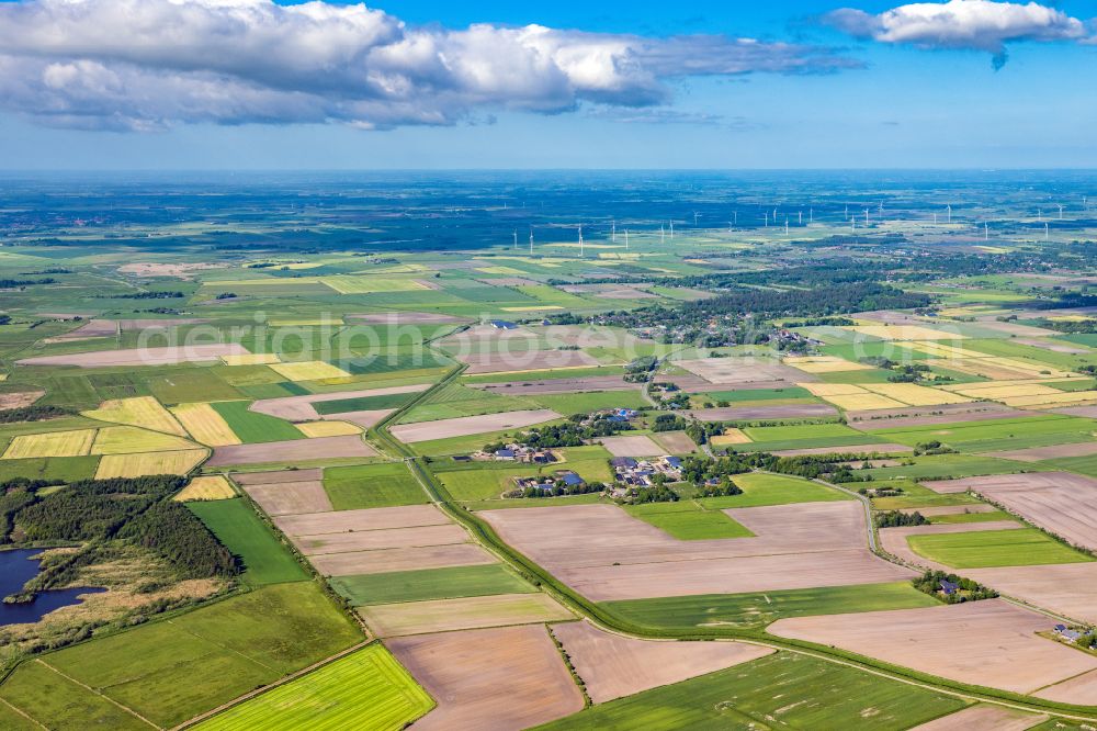 Aerial image Humptrup - View of the streets and houses of the residential areas in Grellsbuell in the state Schleswig-Holstein, Germany