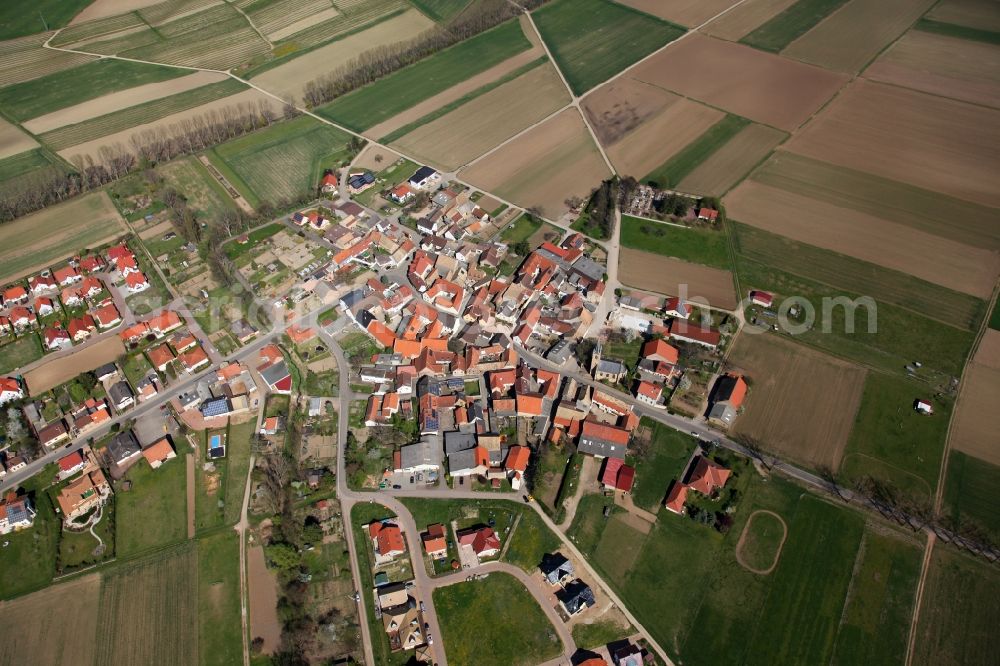 Gumbsheim from above - Townscape of Gumbsheim is a municipality in the district Alzey-Worms in Rhineland-Palatinate