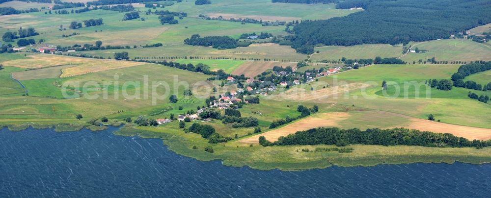 Aerial photograph Stolpe auf Usedom - Town View of the streets and houses of Gummlin in Stolpe auf Usedom in the state Mecklenburg - Western Pomerania