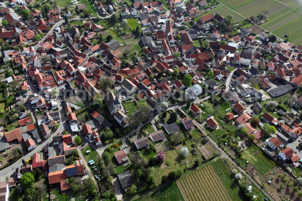 Gundersheim from the bird's eye view: Townscape of Gundersheim is a municipality in the district Alzey-Worms in Rhineland-Palatinate