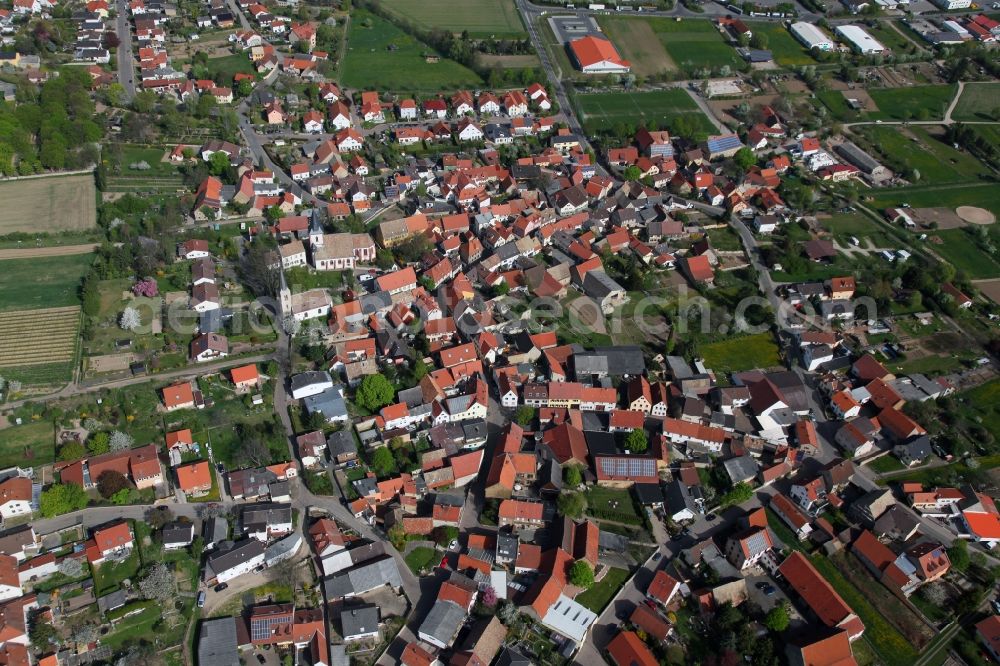 Gundersheim from the bird's eye view: Townscape of Gundersheim is a municipality in the district Alzey-Worms in Rhineland-Palatinate