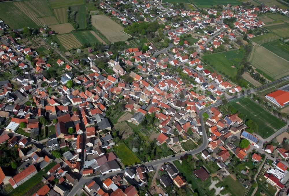 Aerial photograph Gundersheim - Townscape of Gundersheim is a municipality in the district Alzey-Worms in Rhineland-Palatinate