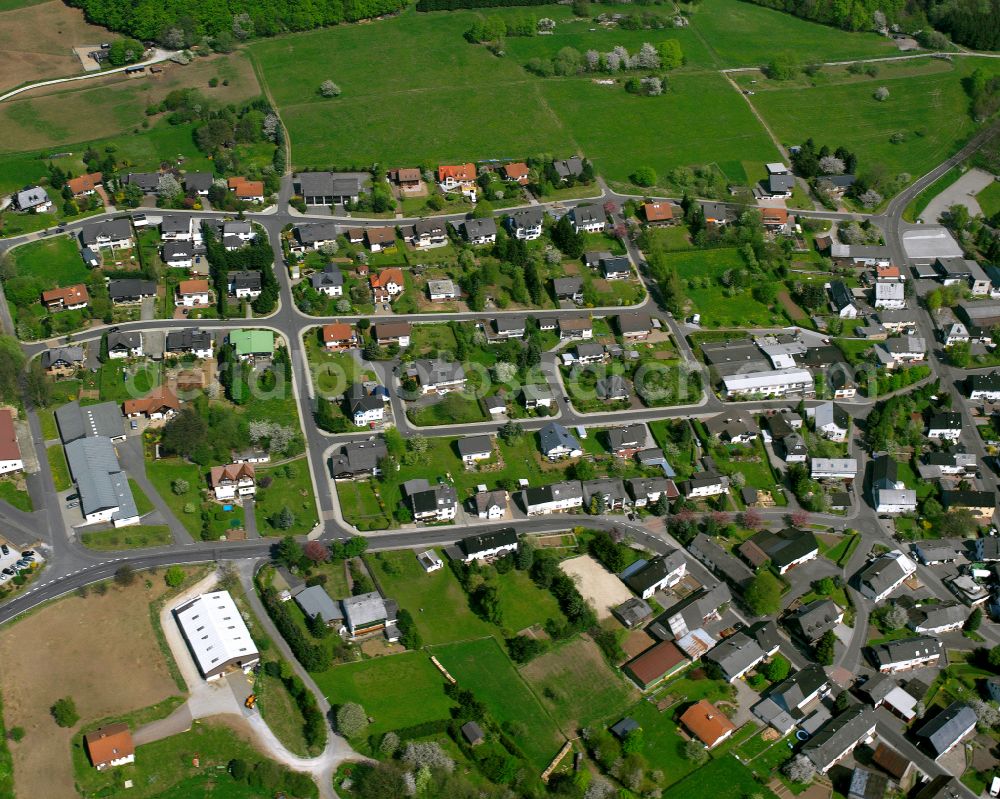 Aerial photograph Gusternhain - Town View of the streets and houses of the residential areas in Gusternhain in the state Hesse, Germany