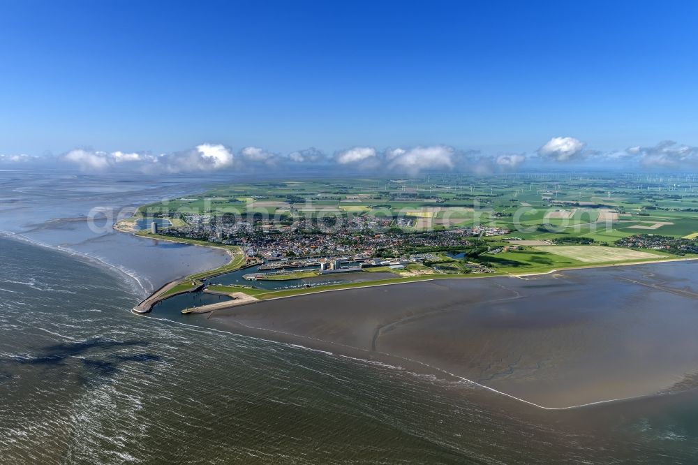 Aerial photograph Büsum - Town View of the streets and houses of the residential areas in Buesum in the state Schleswig-Holstein