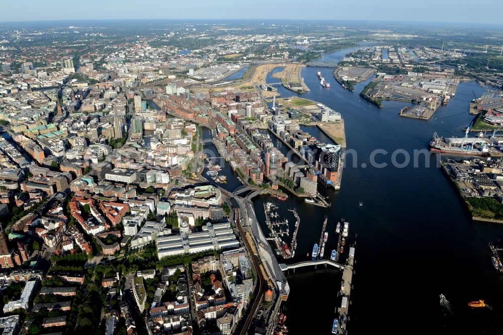 Hamburg from above - Town View of the streets and houses of the residential areas in Hamburg and the Elbe Philharmonic Hall along the course of the river Elbe in Germany