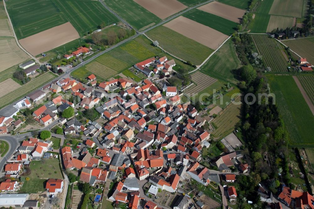 Aerial image Hangen-Weisheim - Townscape of Hangen-Weisheim is a municipality in the district Alzey-Worms in Rhineland-Palatinate