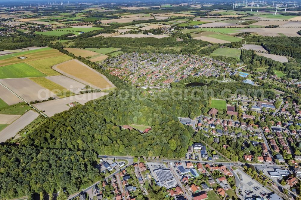 Harsefeld from the bird's eye view: Town View of the streets and houses of the residential areas in Harsefeld in the state Lower Saxony, Germany