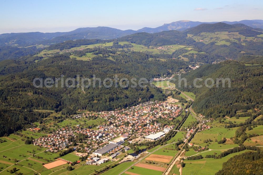 Aerial photograph Hausen im Wiesental - Town view of the residential areas in Hausen im Wiesental in the Black Forest in the state Baden-Wuerttemberg