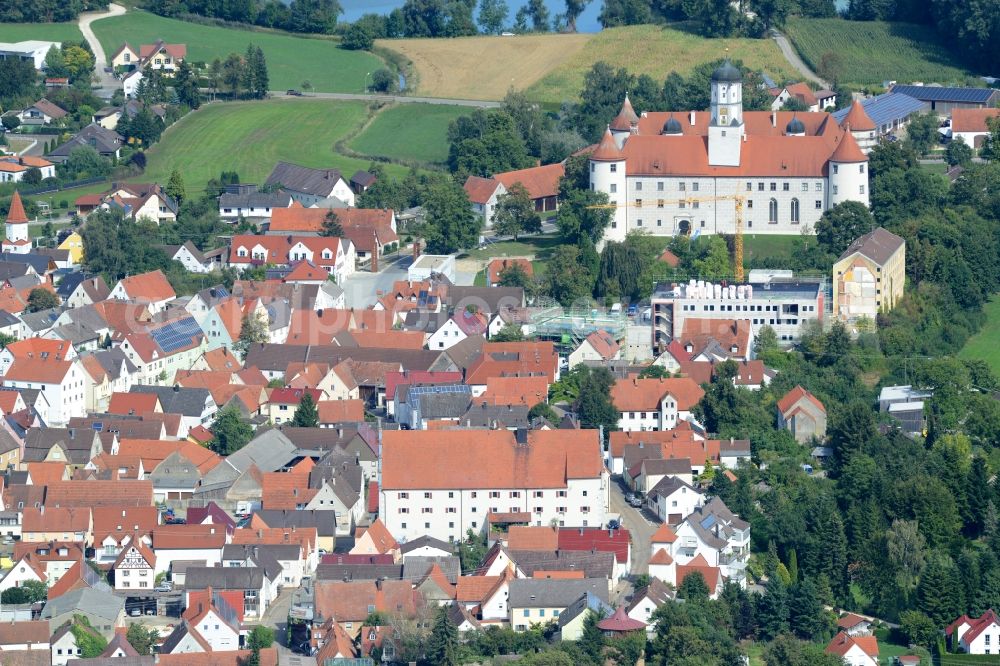 Aerial photograph Höchstädt - Town View of the streets and houses of the residential areas in Hoechstaedt in the state Bavaria