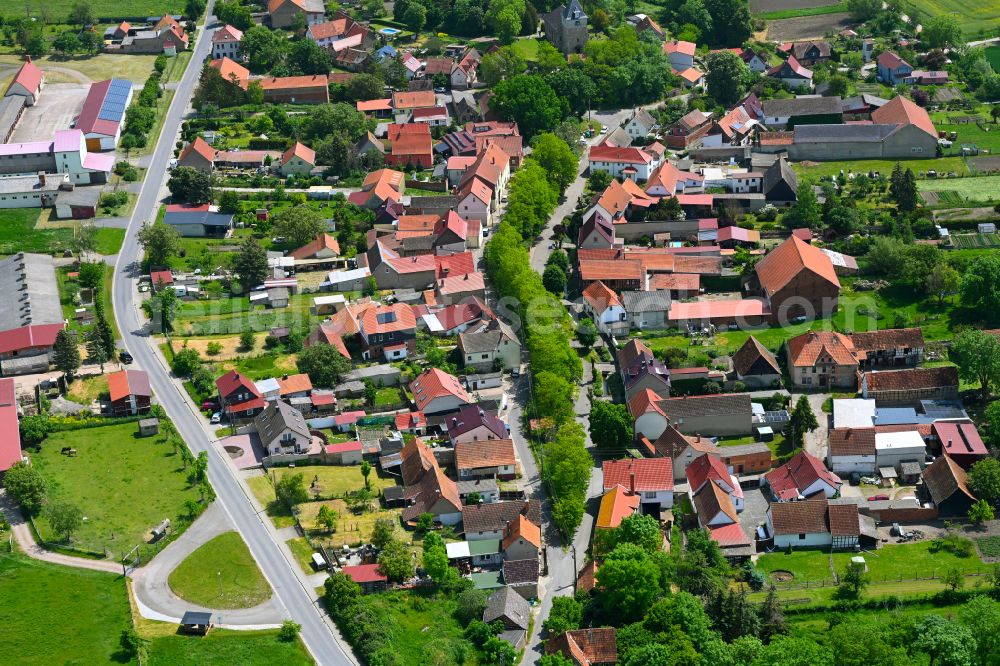 Herrnschwende from the bird's eye view: Town View of the streets and houses of the residential areas in Herrnschwende in the state Thuringia, Germany