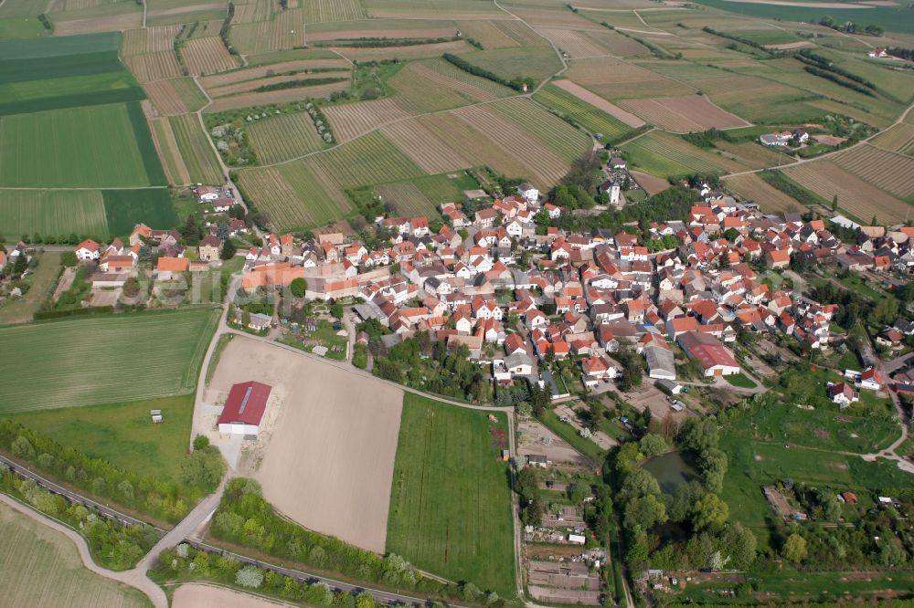 Hillesheim from the bird's eye view: Local view of Hillesheim in the state of Rhineland-Palatinate