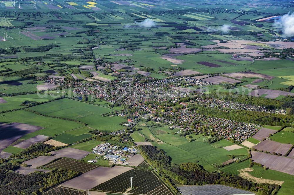 Himmelpforten from above - Town View of the streets and houses of the residential areas in Himmelpforten in the state Lower Saxony, Germany