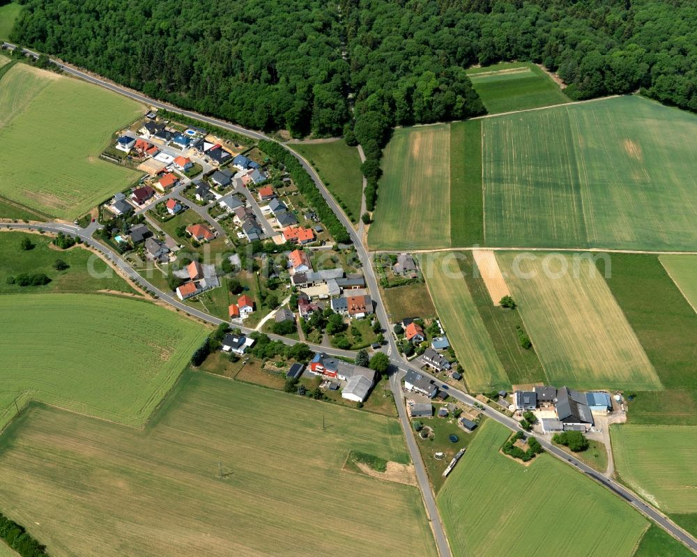 Aerial photograph Hochstetten-Dhaun OT Karlshof - Townscape of high-Stetten Dhaun OT Karlshof in Rhineland-Palatinate