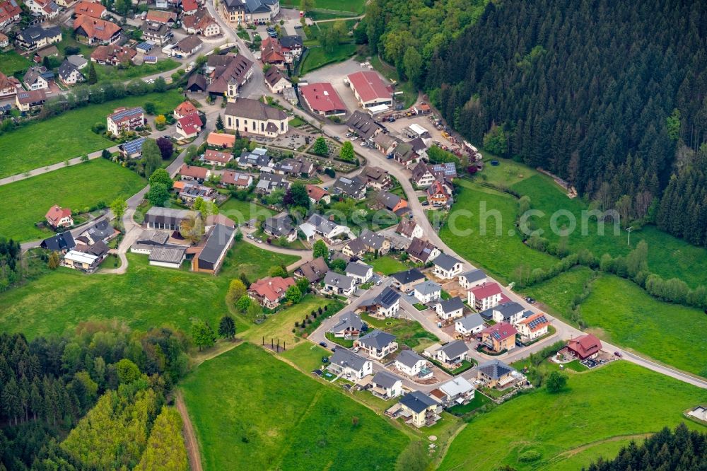 Aerial image Hofstetten - Town View of the streets and houses of the residential areas in Hofstetten in the state Baden-Wurttemberg, Germany