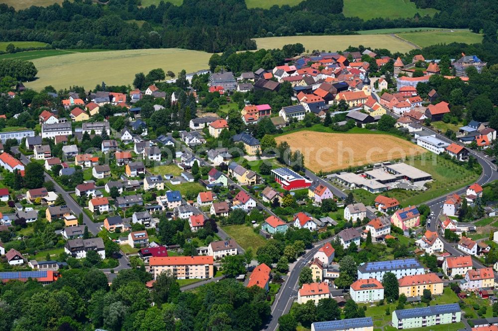 Hohenberg an der Eger from above - Town View of the streets and houses of the residential areas in Hohenberg an der Eger in the state Bavaria, Germany