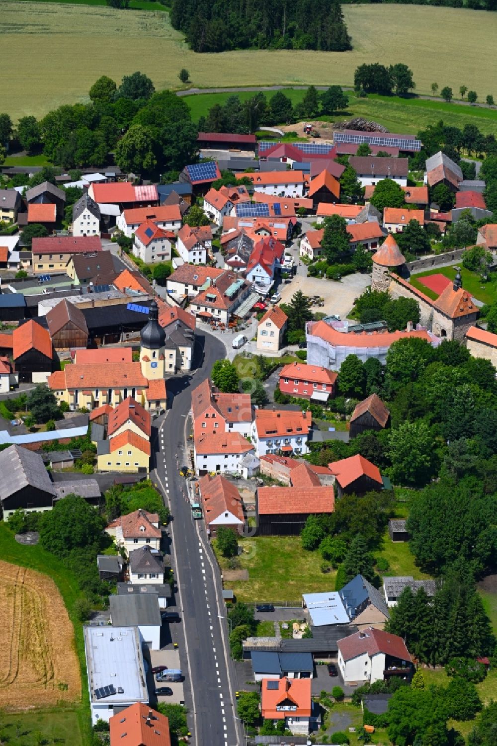 Hohenberg an der Eger from above - Town View of the streets and houses of the residential areas in Hohenberg an der Eger in the state Bavaria, Germany