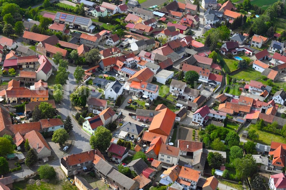 Holzengel from the bird's eye view: Town View of the streets and houses of the residential areas in Holzengel in the state Thuringia, Germany