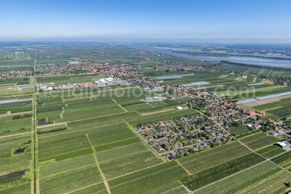 Aerial image Jork - Location in the fruit-growing area Altes Land Jork in the state of Lower Saxony, Germany