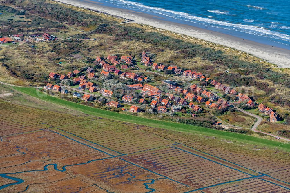 Juist from the bird's eye view: Town View of the streets and houses of the residential areas in Juist in the state Lower Saxony, Germany