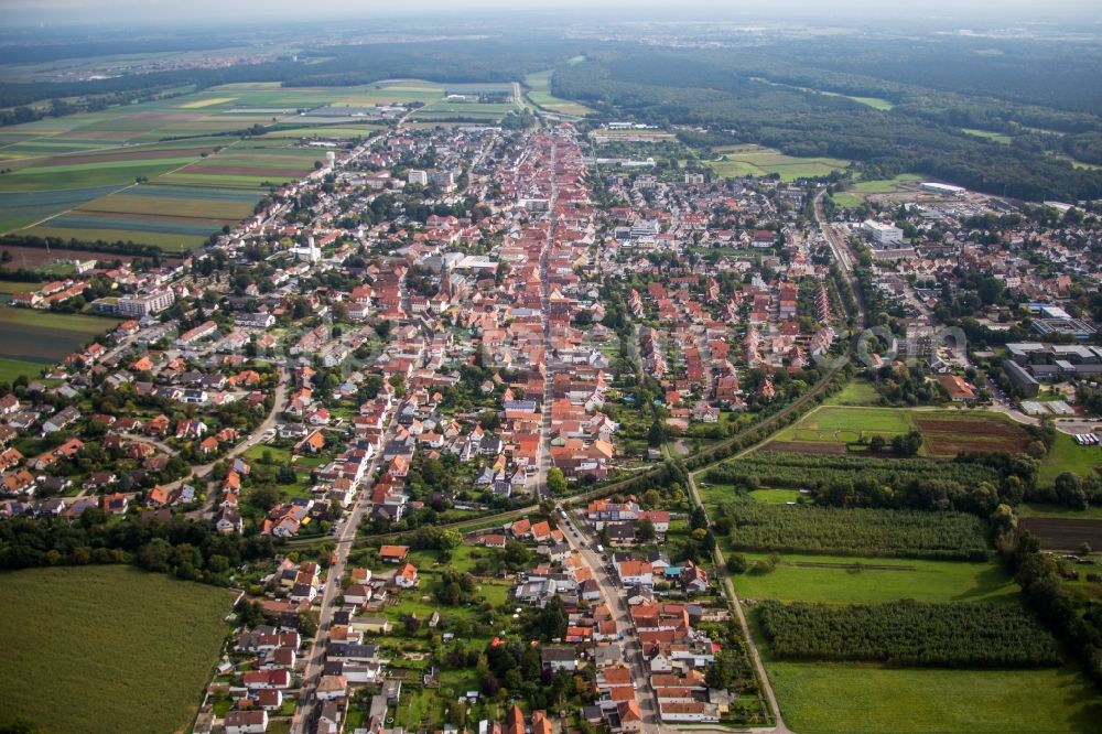 Aerial image Kandel - Town View of the streets and houses of the residential areas in Kandel in the state Rhineland-Palatinate, Germany