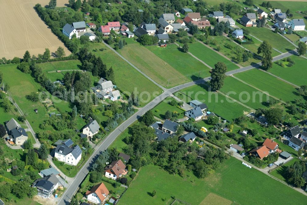 Aerial photograph Kaufungen - View of Kaufungen along Dorfstrasse in the state of Saxony