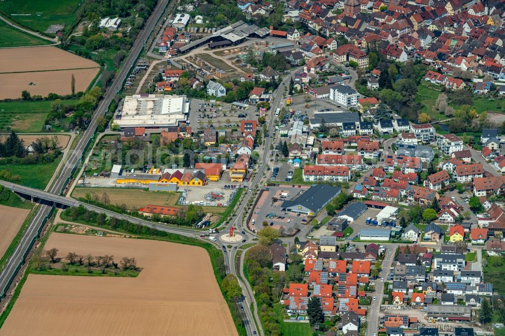 Kenzingen from the bird's eye view: Town View of the streets and houses of the residential areas in Kenzingen in the state Baden-Wuerttemberg, Germany