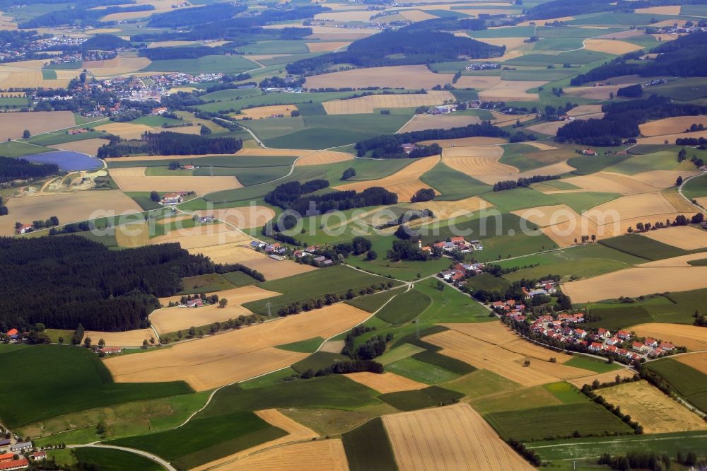 Kirchberg from the bird's eye view: View of the streets and houses in Kirchberg in the state Bavaria, Germany. Agricultural landscape northwest of Munich,