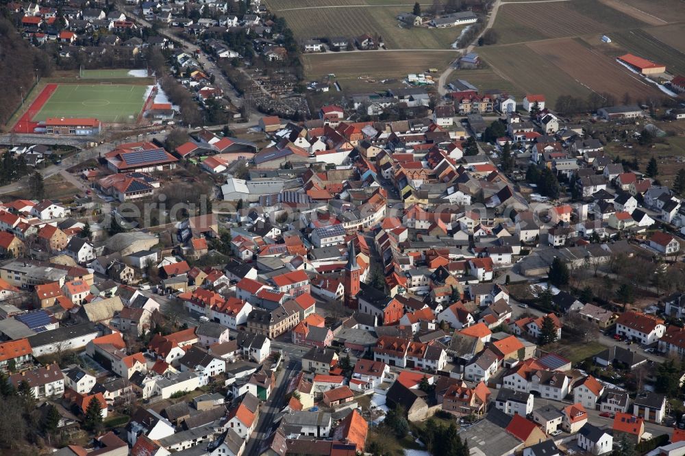 Aerial image Klein-Winternheim - Townscape of Klein-Winternheim in the state of Rhineland-Palatinate. The borough is located in the Main-Bingen district neighbouring Ober-Olm and adjacent to the federal motorway A63. The borough's economy was dominated by viniculture and fruit cultivation and it is still surrounded by fields and agricultural spaces