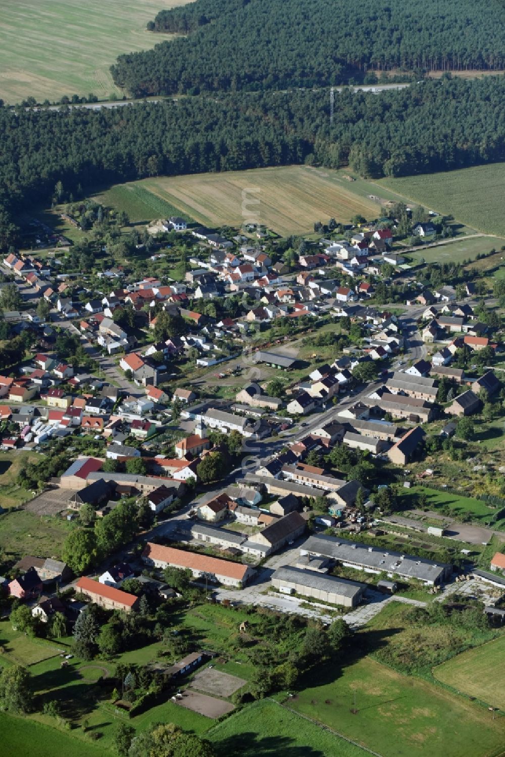 Kloster Lehnin from above - Town View of the streets and houses of the residential areas in Kloster Lehnin in the state Brandenburg