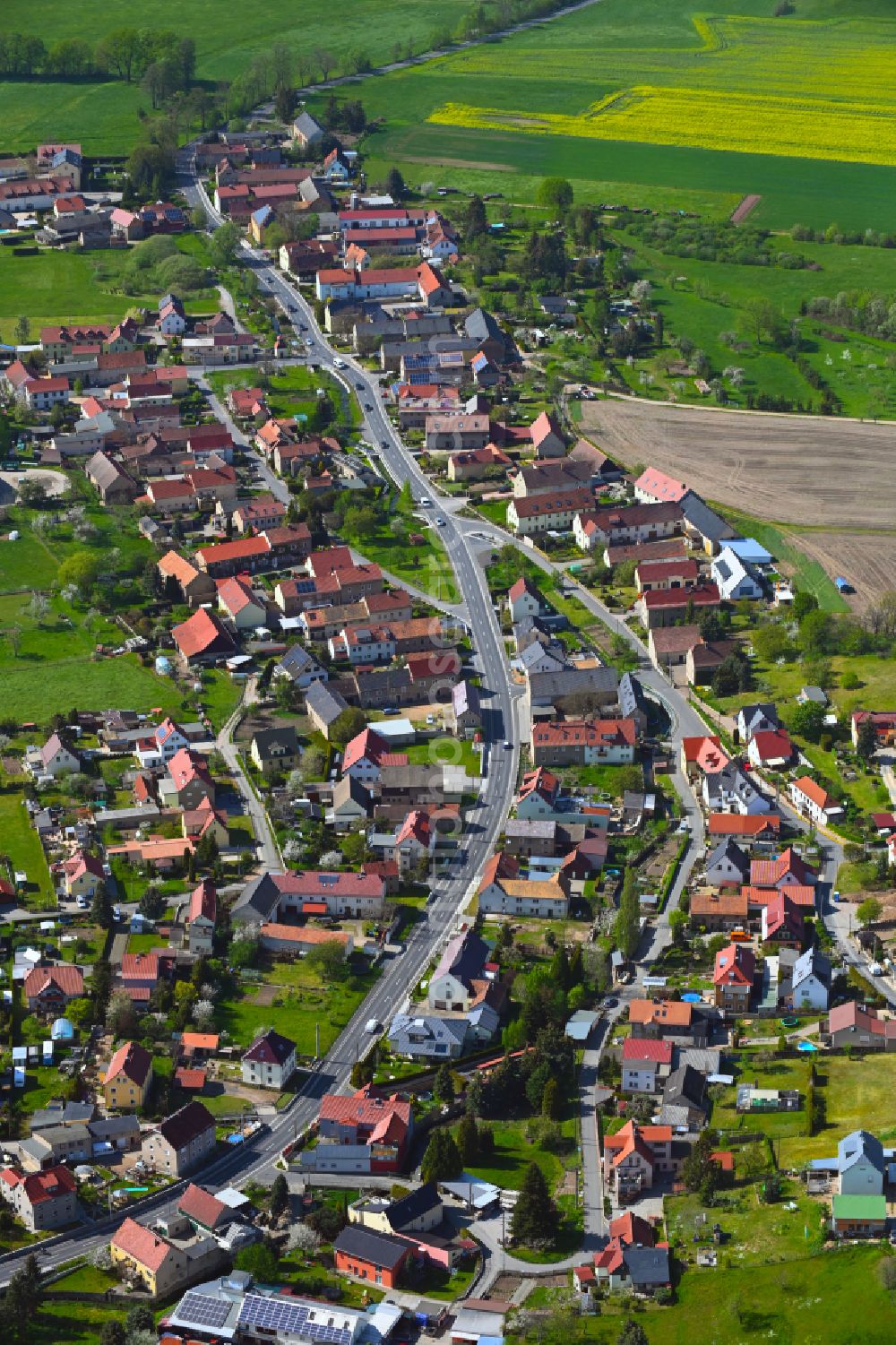 Aerial photograph Kurort Volkersdorf - Town View of the streets and houses of the residential areas in Kurort Volkersdorf in the state Saxony, Germany