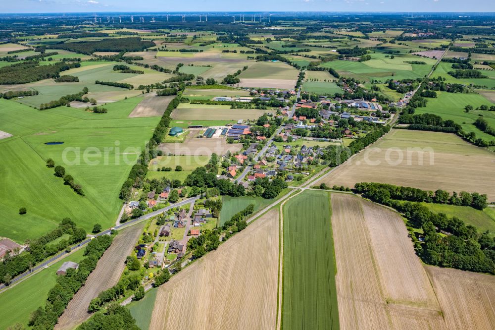 Aerial photograph Kutenholz - Town View of the streets and houses of the residential areas in Kutenholz Aspe in the state Lower Saxony, Germany