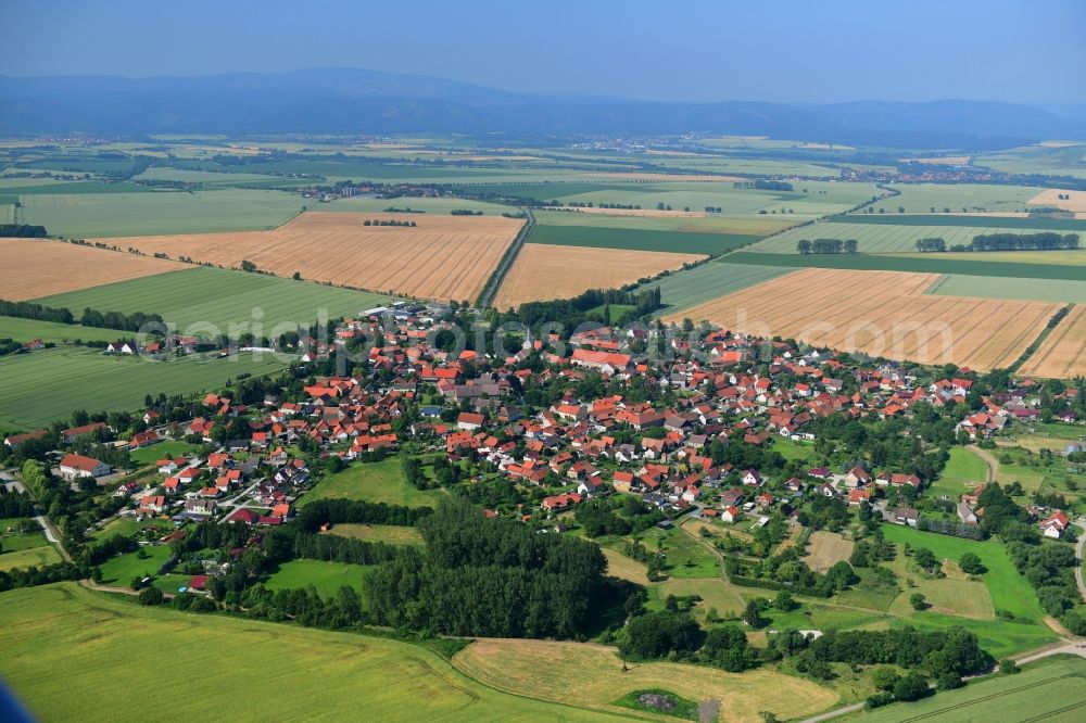 Langeln from the bird's eye view: Town View of the streets and houses of the residential areas in Langeln in the state Saxony-Anhalt, Germany