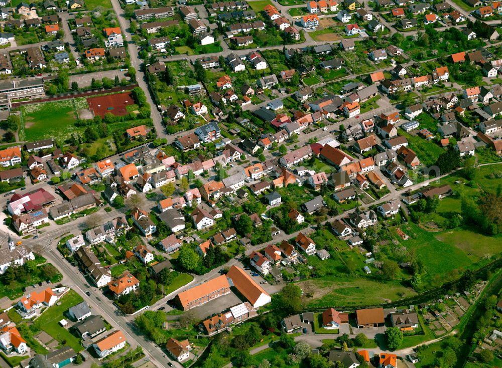 Langenau from the bird's eye view: Town View of the streets and houses of the residential areas in Langenau in the state Baden-Wuerttemberg, Germany