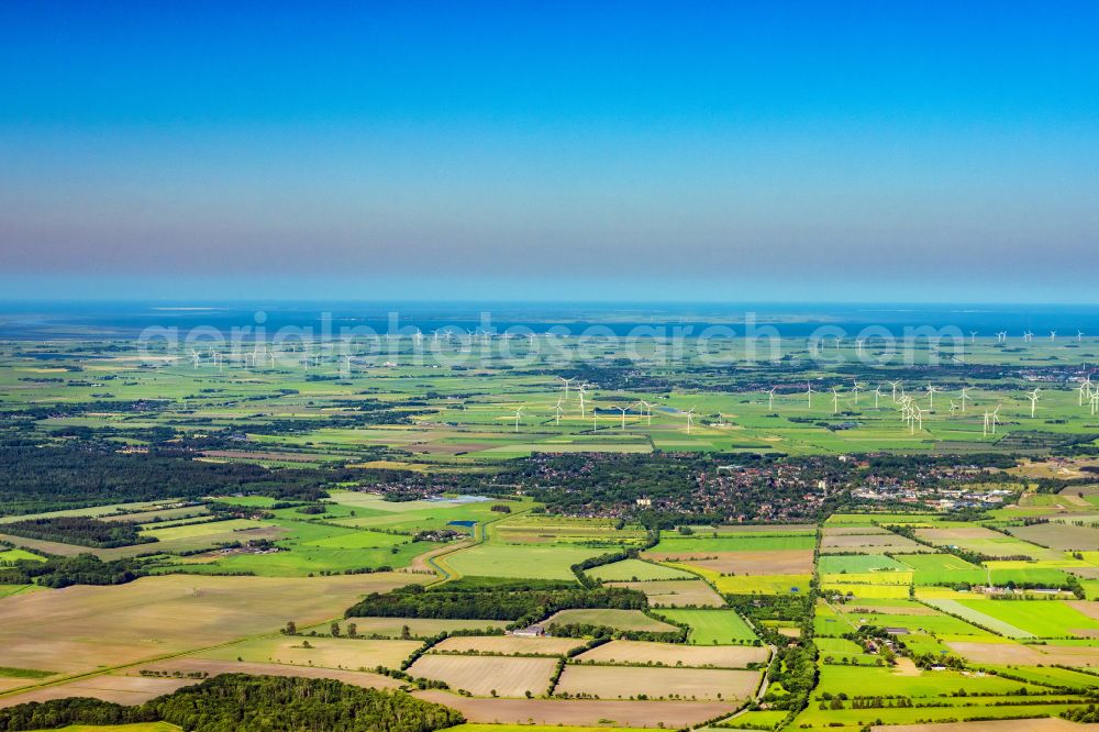 Leck from the bird's eye view: Town View of the streets and houses of the residential areas in Leck in the state Schleswig-Holstein, Germany