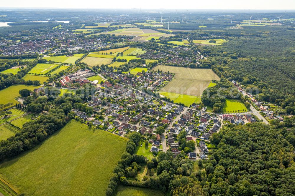 Aerial image Lehmbraken - Town View of the streets and houses of the residential areas in Lehmbraken at Ruhrgebiet in the state North Rhine-Westphalia, Germany