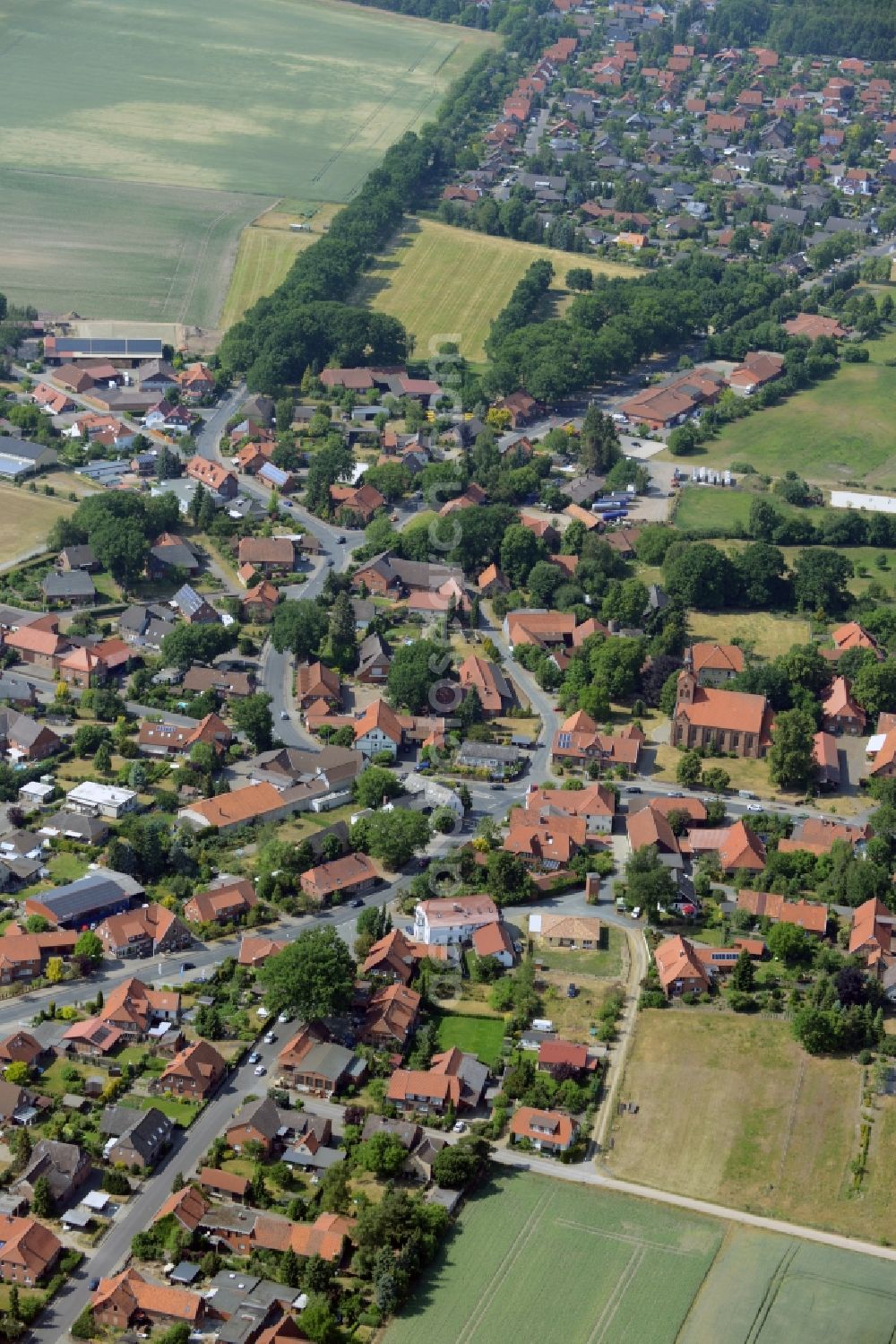 Aerial image Leiferde - Town View of the streets and houses of the residential areas in Leiferde in the state Lower Saxony