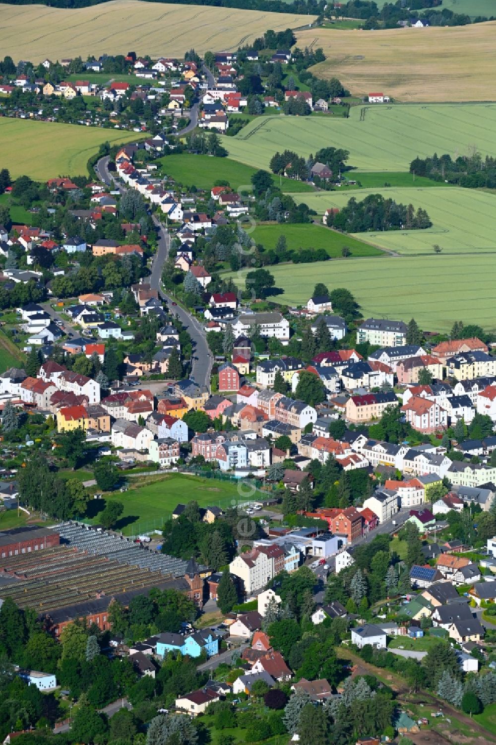 Aerial image Lichtentanne - Town View of the streets and houses of the residential areas in Lichtentanne in the state Saxony, Germany