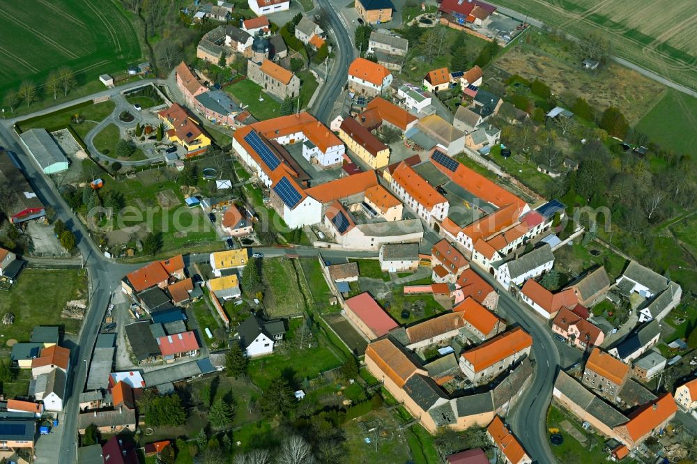Liederstädt from the bird's eye view: Town View of the streets and houses of the residential areas in Liederstaedt in the state Saxony-Anhalt, Germany