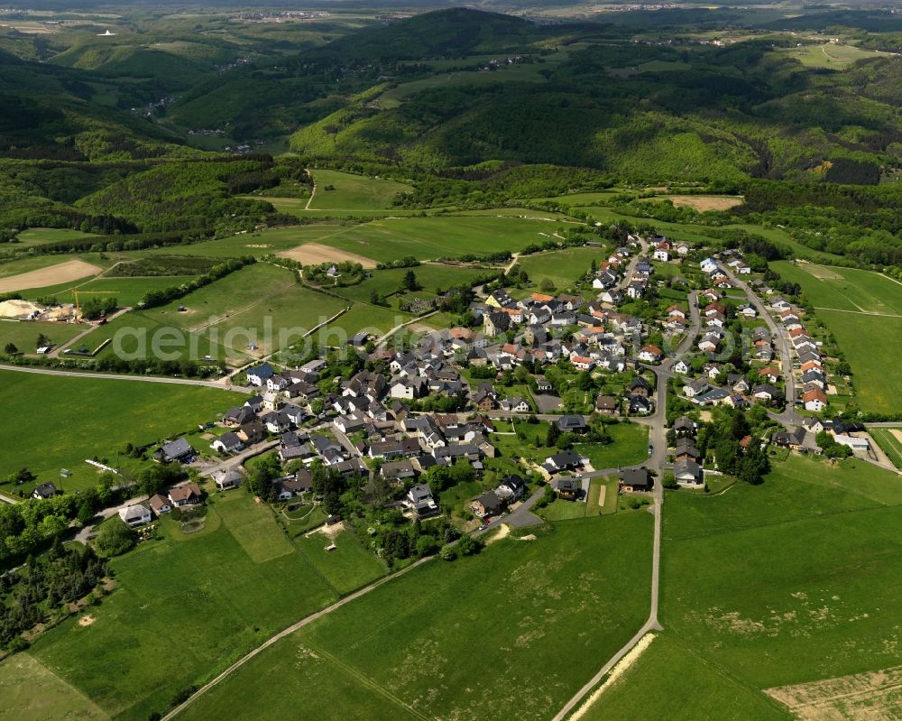 Lind from the bird's eye view: View of Lind in the state Rhineland-Palatinate. Lind is a association of municipalities and belongs to the county of Ahrweiler. Also Lind belongs to the protected landscape of Rhine-Ahr-Eifel