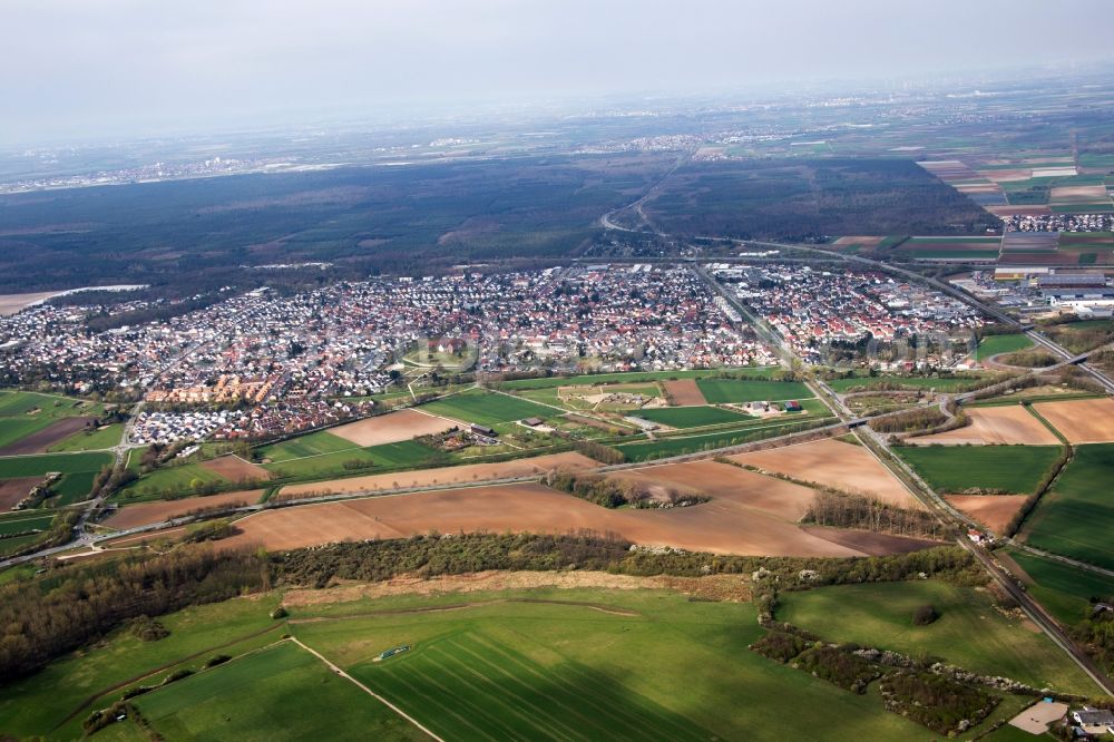 Lorsch from the bird's eye view: Town View of the streets and houses of the residential areas in Lorsch in the state Hesse